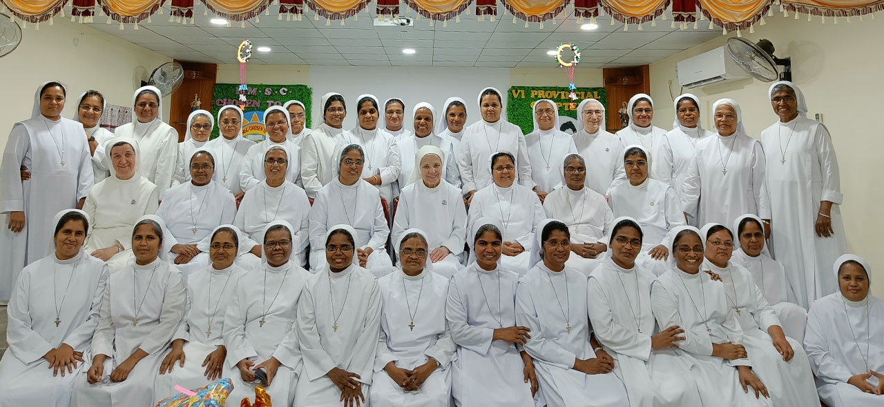 LA BELLEZA DE LA DIVERSIDAD DE SU ROSTRO, PROVINCIA HOLY FAMILY - VI CAPÍTULO PROVINCIAL