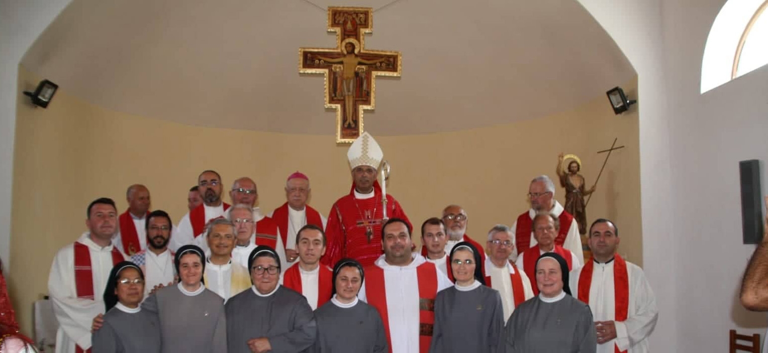 “Andate e annunciate una lunga storia d’amore”